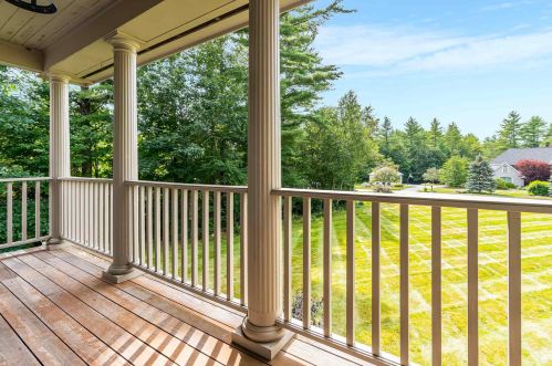 1 Deer Track Ln, Concord NH  03301-7916 exterior