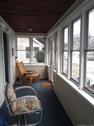 12 Winfield Ct, Norwalk CT 06855-2117 exterior