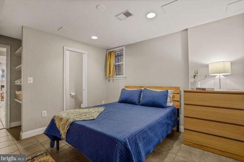 1422 Monroe St, Washington DC 20017-2916 exterior