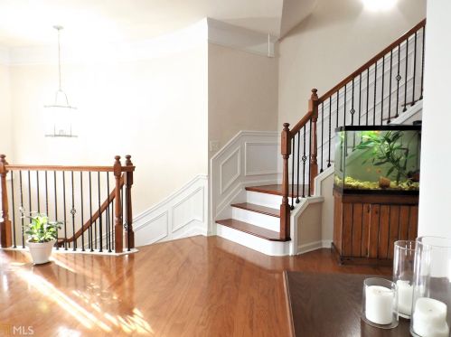 2769 Loftview Sq, Atlanta GA 30339-4929 exterior