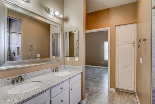 394 Redfield Rd, Chandler AZ 85225-1023 exterior