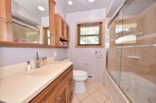 4187 78, Milwaukee WI 53223-5626 exterior