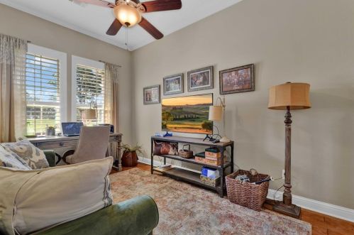 8702 Malardcrest Dr, Humble TX 77346-8106 exterior