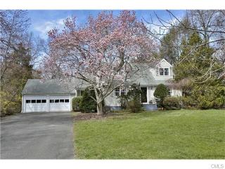 30 Hogan Trl, Westport, CT 06880-5726