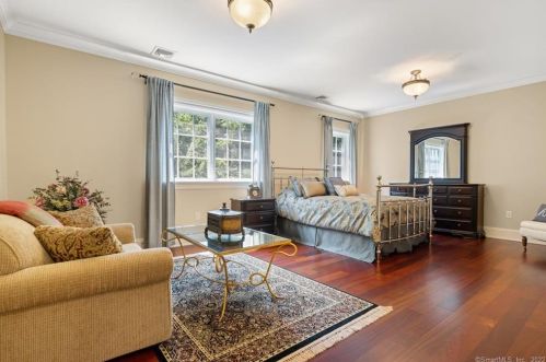 12 Thatcher Ter, Farmington CT 06032-1566 exterior