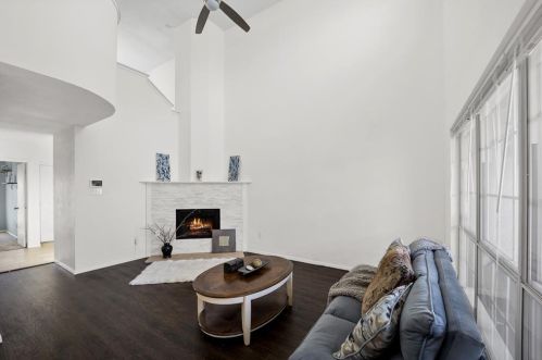 12835 Burninglog Ln, Dallas TX  75243-2118 exterior