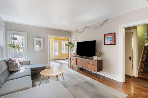 2020 Grand Ave, Kalamazoo MI 49006-4306 exterior