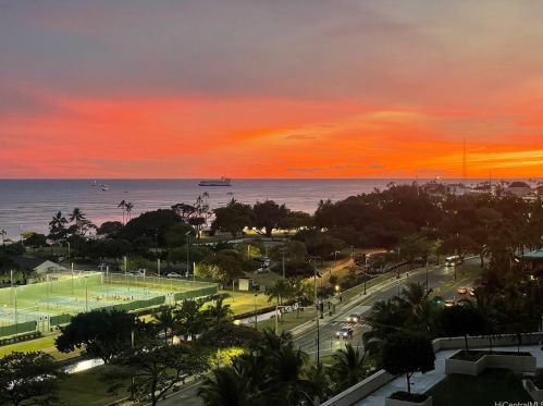 1330 Ala Moana Blvd, Honolulu HI  96814-4200 exterior