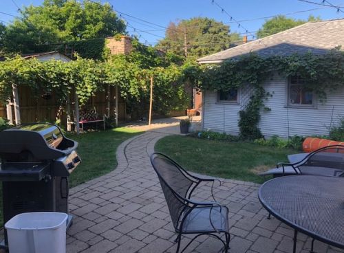 3852 Central Park Ave, Chicago IL 60629-4343 exterior