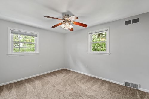 103 Ascot Pl, Pittsburgh PA 15237-4013 exterior