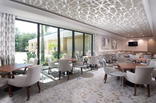 5934 Hammock Is Cir, Naples FL 34119-4649 exterior