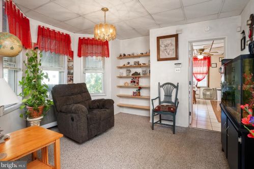 518 Schiller Ave, Trenton NJ 08610-6029 exterior