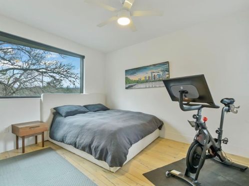 5708 Driftwood Dr, Austin TX 78731-2642 exterior