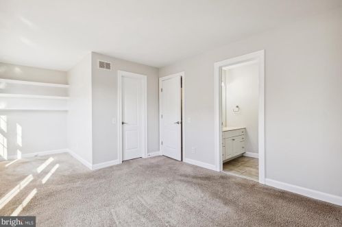 4653 Kirkpatrick Ln, Alexandria VA 22311-4913 exterior