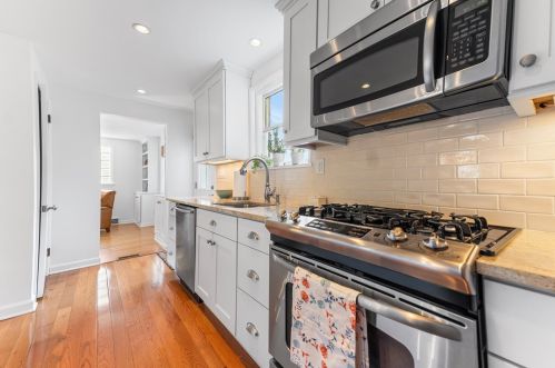 932 Meadowcroft Ave, Pittsburgh PA 15216-1119 exterior