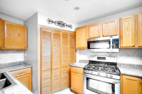 14654 Lincoln Ave, Dolton IL 60419-2338 exterior