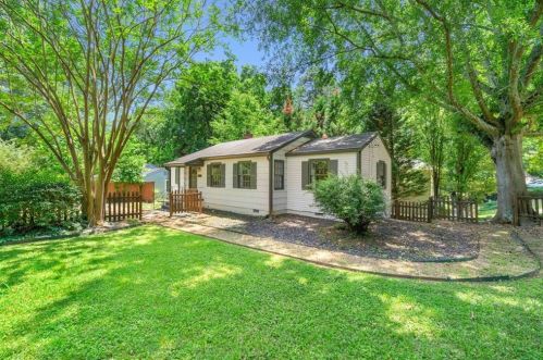 2234 Clairmont Ter, Atlanta GA 30345-2316 exterior