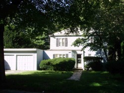46 Kingswood Rd, Newton, MA 02466-1013