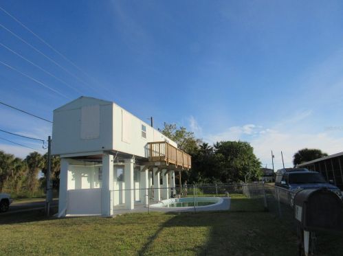 6900 Flicker Ln, Port Richey FL 34667-1643 exterior