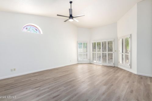 13008 3 St, Phoenix AZ 85022-5210 exterior