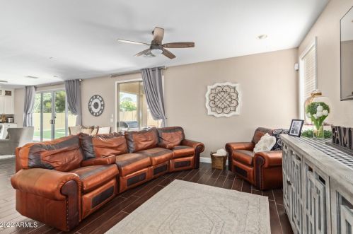 3174 Mead Dr, Chandler AZ 85248-5524 exterior