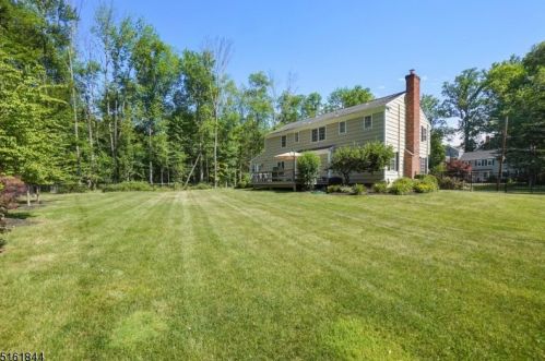 3 Gillespie Ln, Morristown, NJ 07960-5819