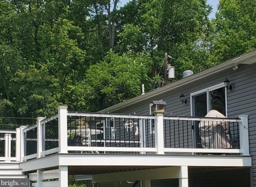 295 Fenwick Rd, Pilesgrove NJ exterior