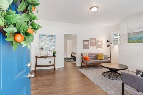 999 Cascade Rd, Atlanta GA  30311-2659 exterior