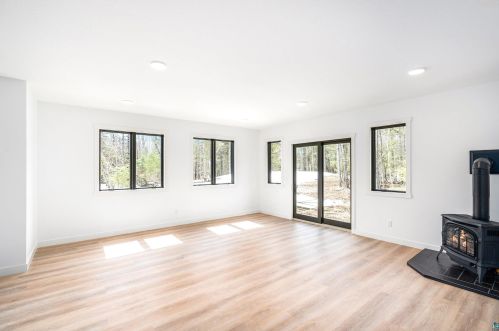 2465 Lismore Rd, Duluth MN 55803-8709 exterior