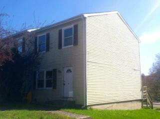 94 Rinaldi Blvd, Poughkeepsie, NY 12601-2924