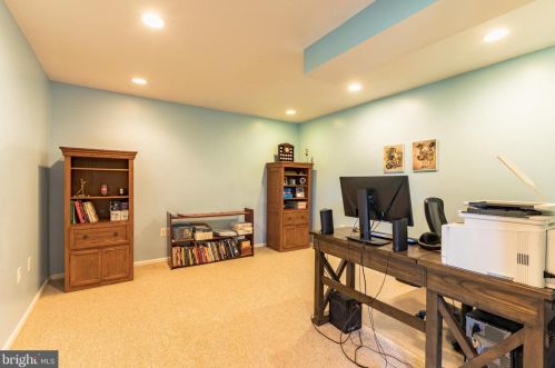 107 Bayberry Dr, Limerick PA 19468-1240 exterior