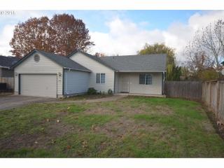 2008 Lemuria St, Eugene, OR 97402-1054