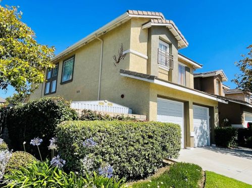 2064 Avila Pl, Oxnard, CA 93036-8256