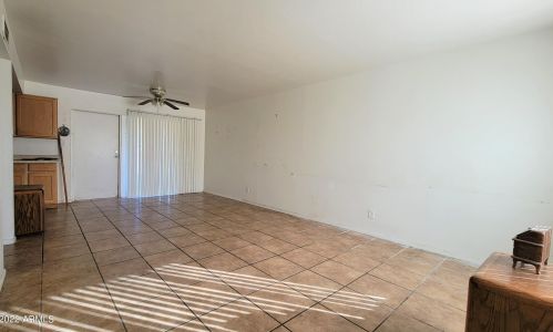 11607 21st Ave, Phoenix, AZ 85029-3620