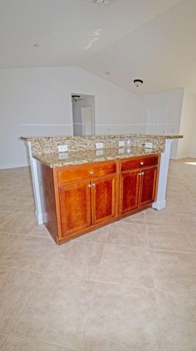 673 Haas Ave, Fort Pierce FL  34953-6418 exterior