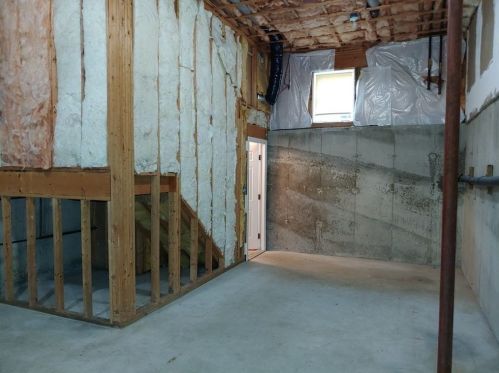 7 Ludlow St, Worcester MA 01603-1123 exterior