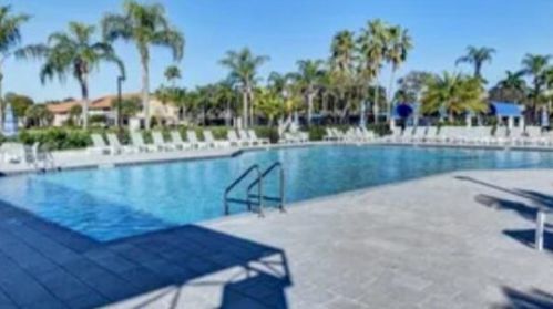 7561 Is Breeze Ter, Boynton Beach FL 33437-5402 exterior