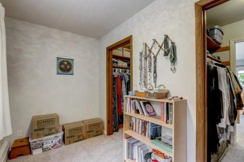 6621 Wisconsin Ave, Milwaukee WI 53213-3914 exterior