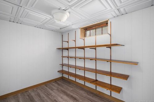 4 Mount Ave, Providence RI  02906-3410 exterior