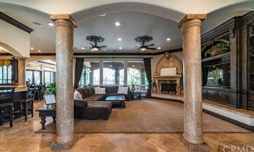 34515 Buck Rd, Temecula CA exterior