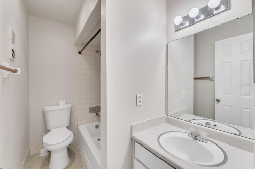 1838 Amberly Ave, Orlando FL 32822-4203 exterior