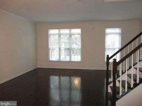 3824 Elbert Ave, Alexandria VA  22305-2042 exterior