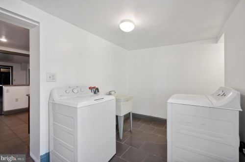 1250 29 St, Philadelphia PA 19132-3410 exterior