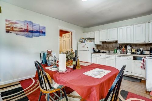 1076 Mayson Turner Rd, Atlanta GA 30314-2849 exterior