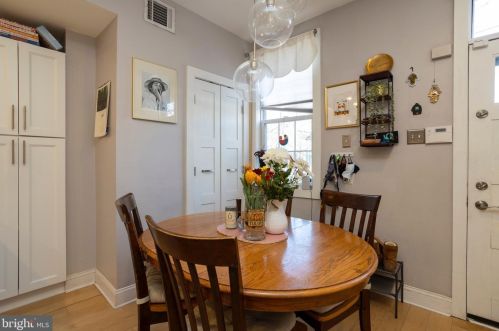 807 Leithgow St, Philadelphia PA 19123-1440 exterior