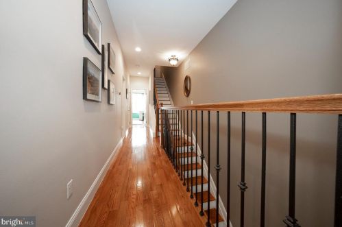 1505 Dickinson St, Philadelphia PA 19146-4830 exterior