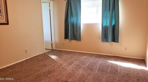 2201 Corrine Dr, Phoenix AZ 85032-7337 exterior