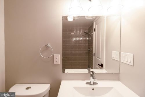 7725 16th St, Washington DC  20012-1460 exterior