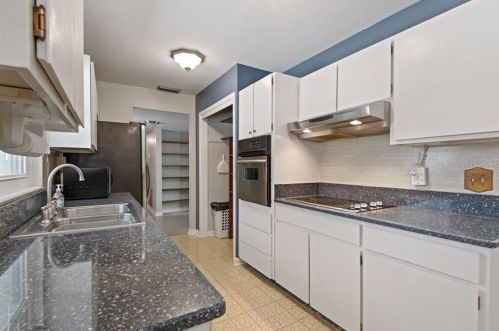 12403 53rd St, Tampa FL 33617-1451 exterior