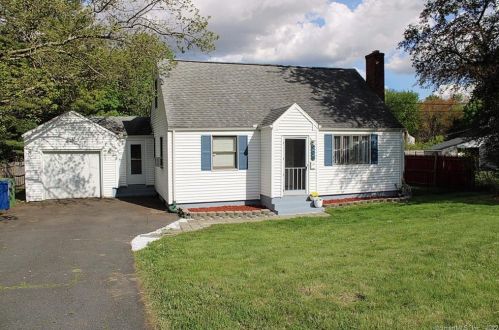 908 Plymouth St, Windsor, CT 06095-3714